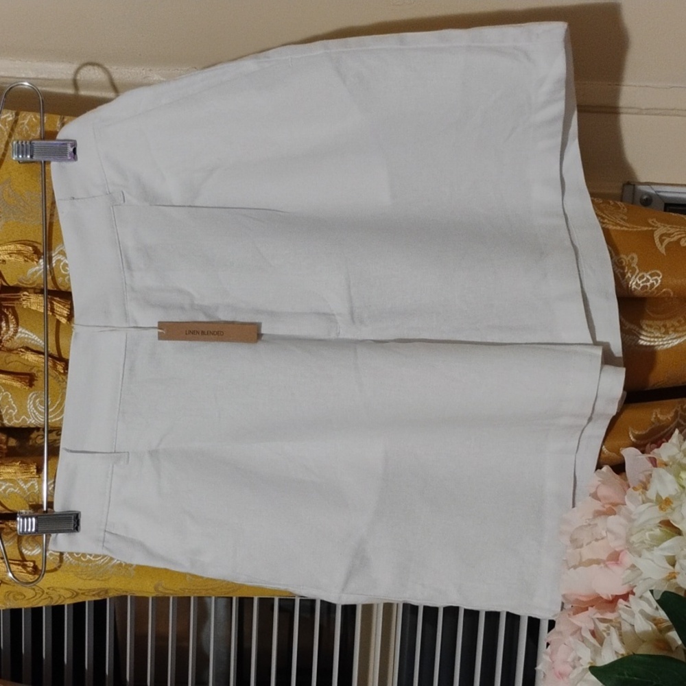 LOVE TREE LINEN BLENDED WOMEN SHORT SIZE M